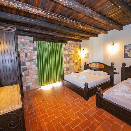 Hotel Sarajet E Pashait 1 Dhërmi Eksteriør billede