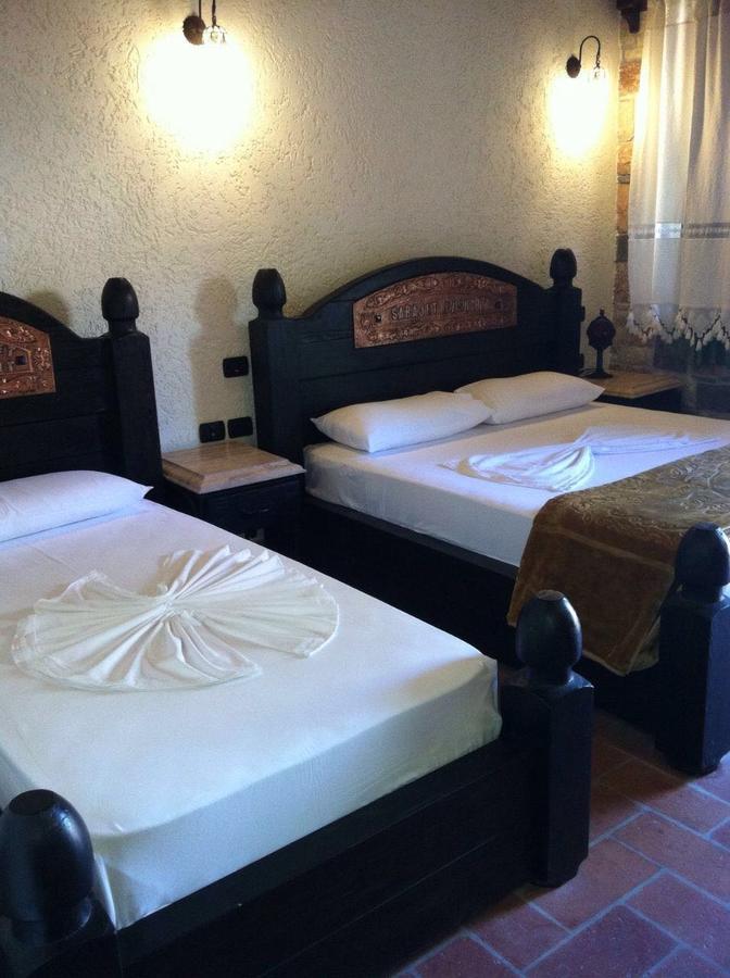 Hotel Sarajet E Pashait 1 Dhërmi Eksteriør billede